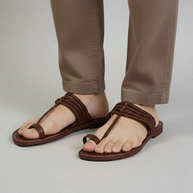 The Pointed Dark | Men | Leather Kolhapuri Chappal