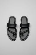Kaal Angutha Kolhapuri chappal, handcrafted black leather sandal with signature toe-ring by NIIRA